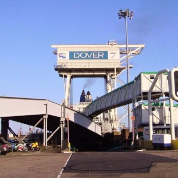 Il porto di Dover installa chioschi EES per i passeggeri delle carrozze, tablet per le automobili